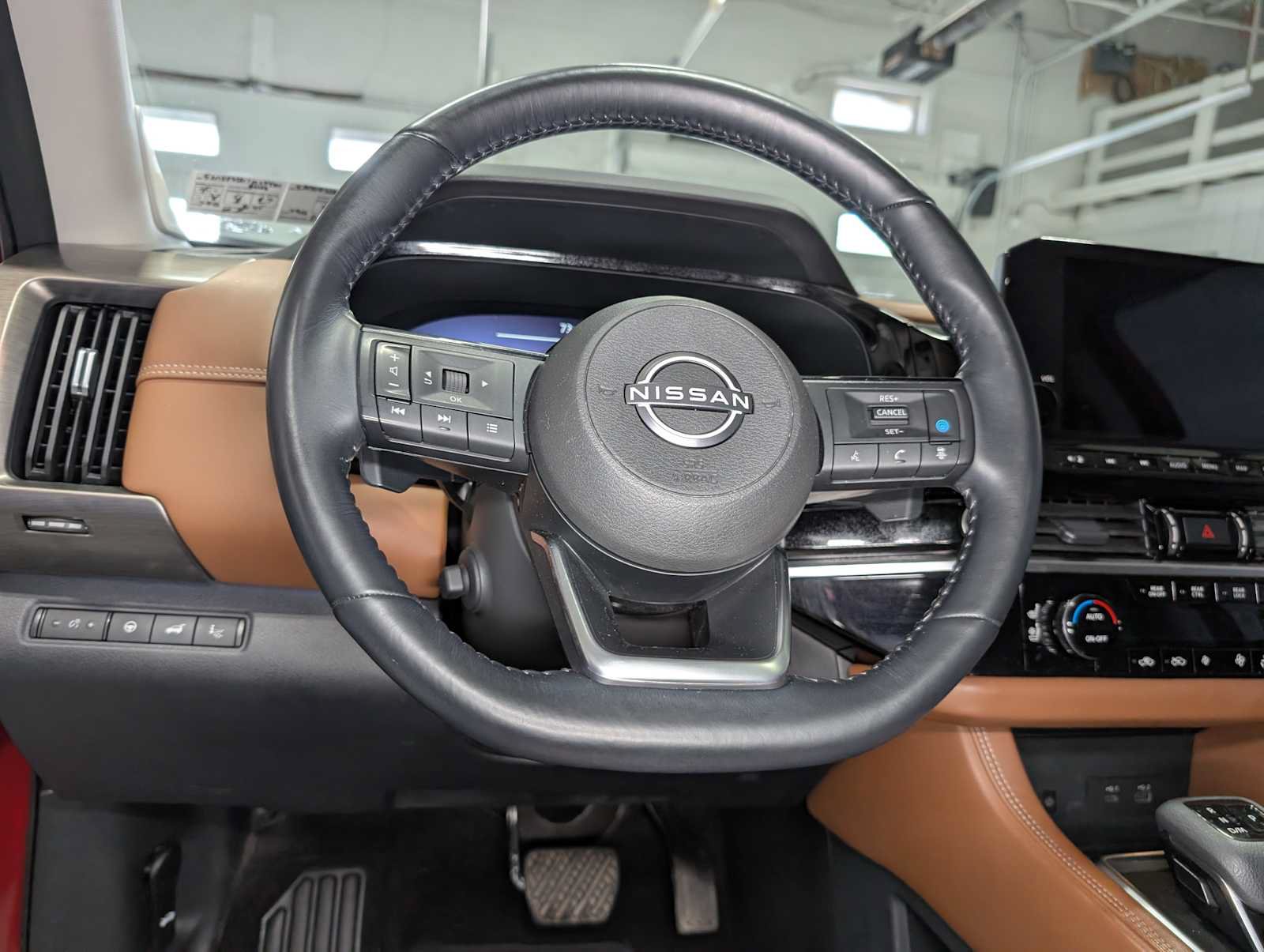 Used 2023 Nissan Pathfinder Platinum AWD/4WD image 38