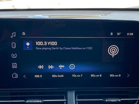 Used 2025 Chevrolet Trax LT image 18