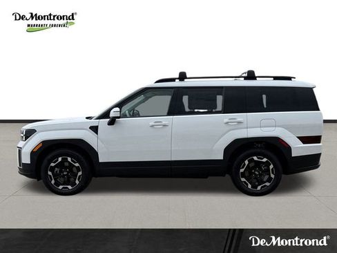 Used 2025 Hyundai Santa Fe SEL image 8