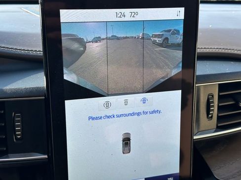 Used 2022 Ford Explorer Platinum w/ Equipment Group 601A image 33