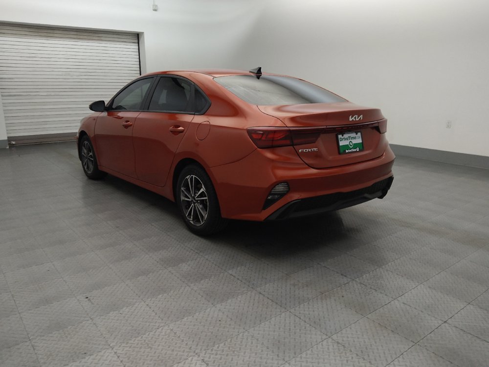 Used 2024 Kia Forte LXS w/ LXS Technology Package FWD image 5