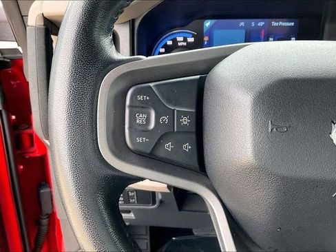 Used 2022 Ford Bronco Wildtrak image 21