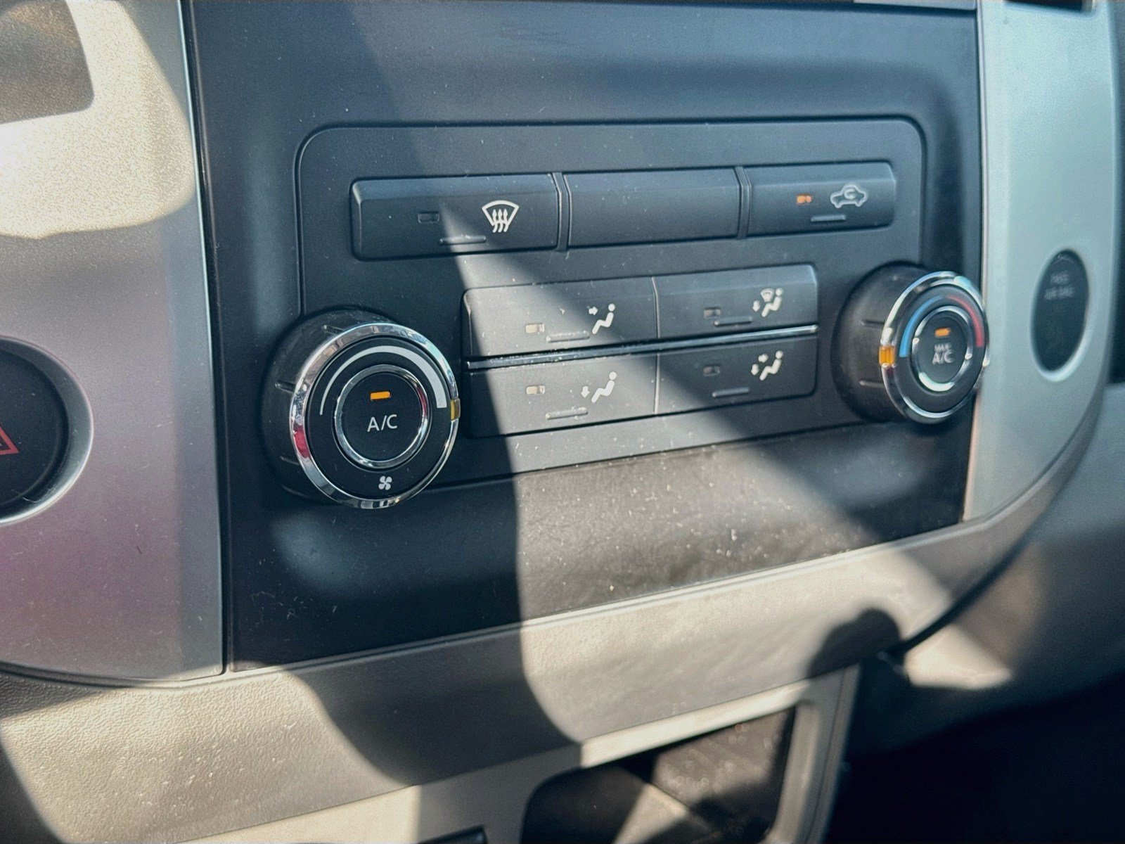 Used 2016 Nissan Frontier SV AWD/4WD image 14