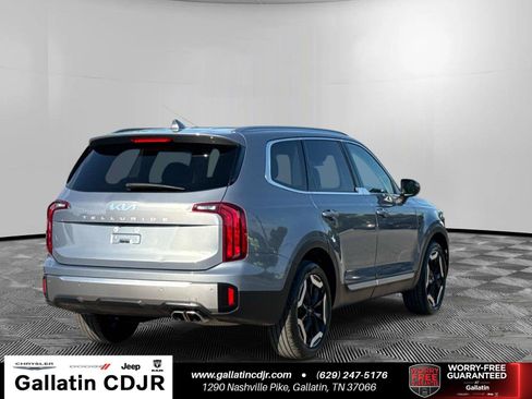 Used 2025 Kia Telluride S AWD/4WD image 5