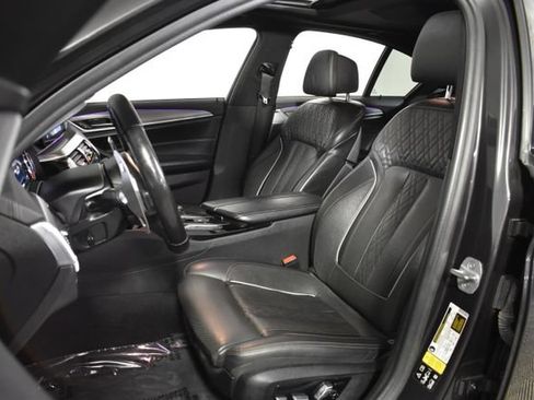 Used 2018 BMW M550i xDrive w/ Driving Assistance Package AWD/4WD image 10