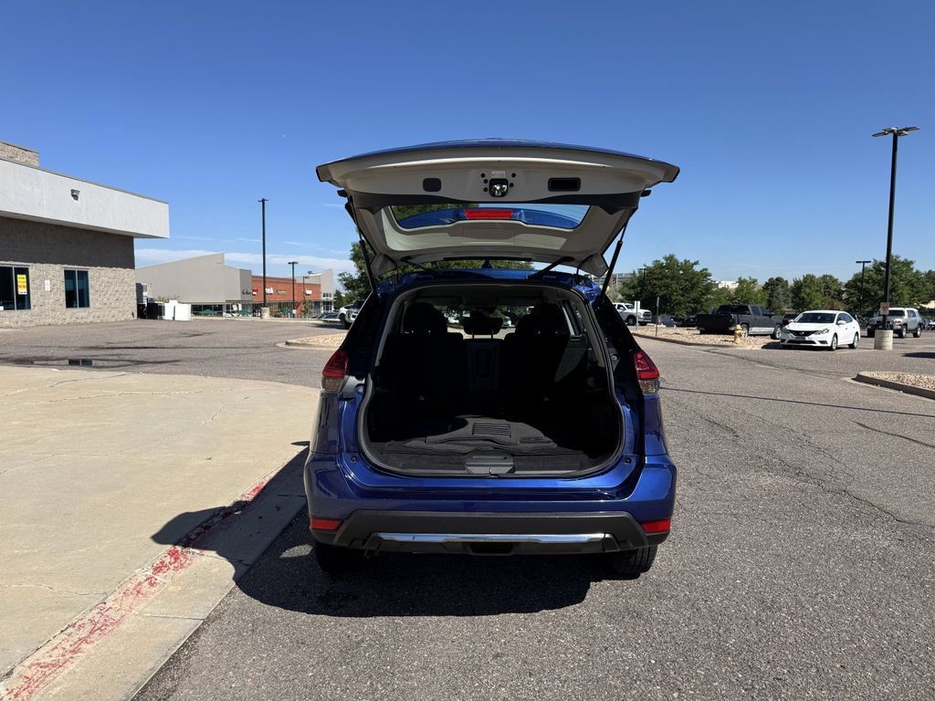 Used 2020 Nissan Rogue S AWD/4WD image 8