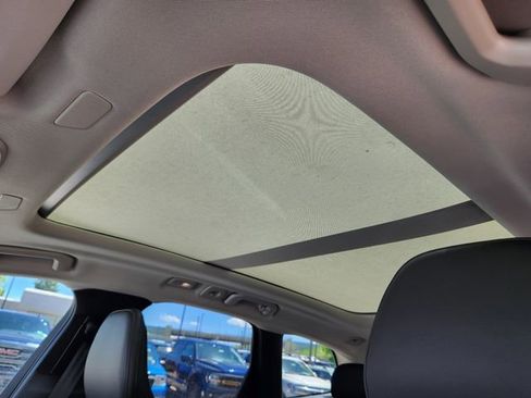 New 2025 Volvo XC60 B5 Core w/ Climate Package image 17