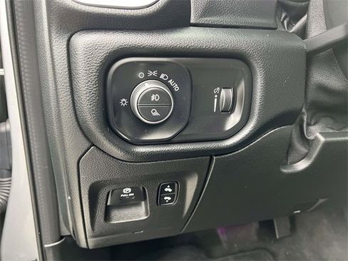 Used 2020 RAM 1500 Big Horn image 13