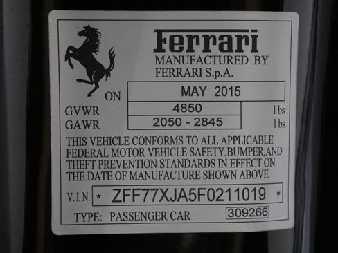 Used 2015 Ferrari California T RWD image 20