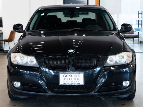 Used 2011 BMW 328i Sedan image 2