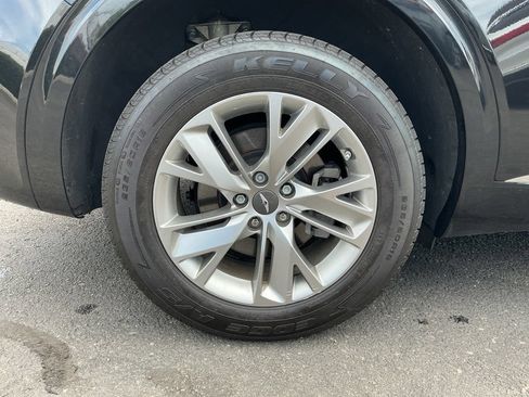Used 2022 Genesis GV70 2.5T AWD/4WD image 8