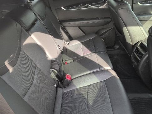 Used 2020 Cadillac XT5 Premium Luxury image 12