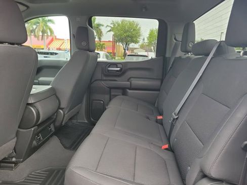 Used 2021 Chevrolet Silverado 1500 Custom image 6