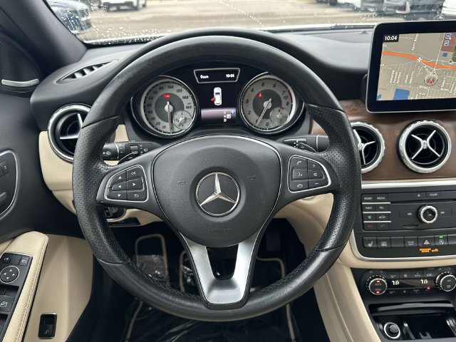 Used 2017 Mercedes-Benz GLA 250 4MATIC image 19