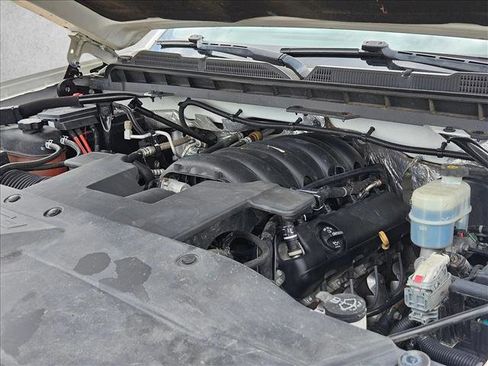 Used 2018 Chevrolet Silverado 1500 W/T w/ Trailering Package image 21