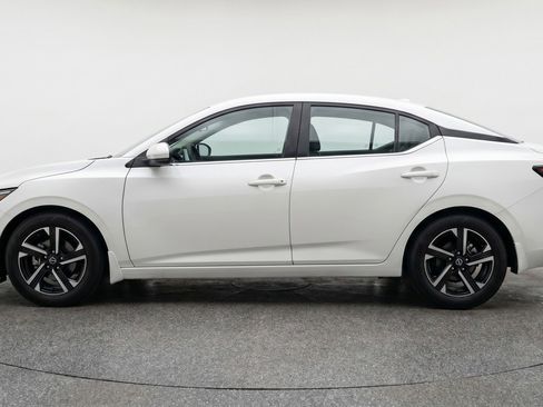 Used 2025 Nissan Sentra SV FWD image 5