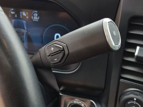 Used 2023 Ford F350 Lariat w/ Lariat Ultimate Package image 27