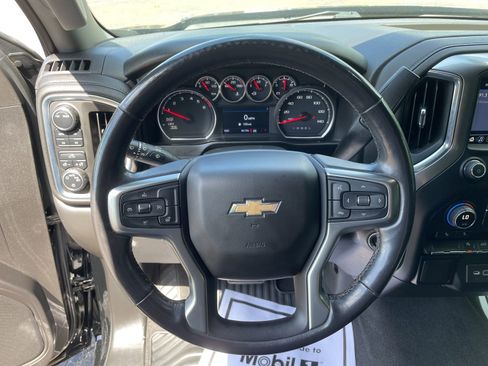 Used 2020 Chevrolet Silverado 1500 LT w/ Texas Edition AWD/4WD image 14