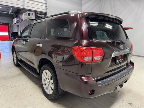 Used 2014 Toyota Sequoia Platinum AWD/4WD image 5