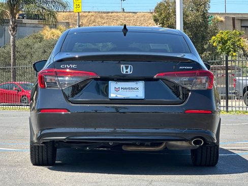 Used 2022 Honda Civic Sport image 4