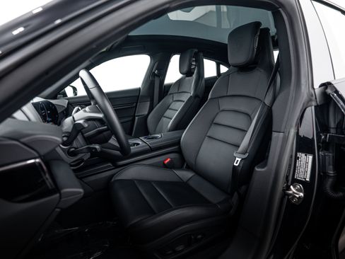 Certified 2024 Porsche Taycan image 5