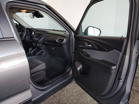 Used 2021 Chevrolet TrailBlazer LT AWD/4WD image 10