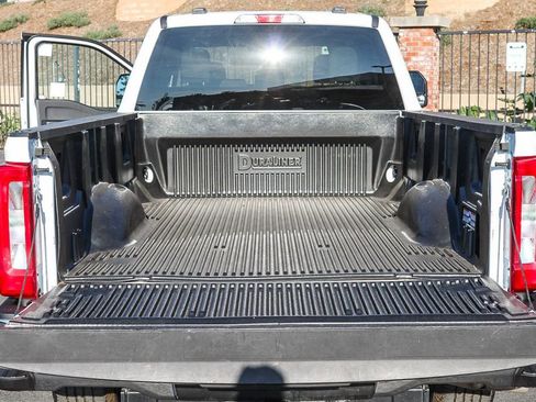 Used 2024 Ford F250 XLT AWD/4WD image 31