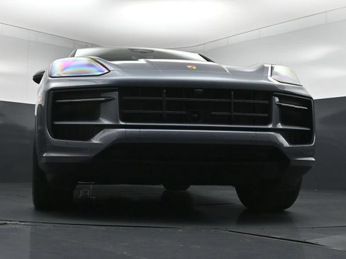 New 2026 Porsche Cayenne S AWD/4WD image 30