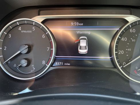 Certified 2024 Nissan Sentra SV image 10