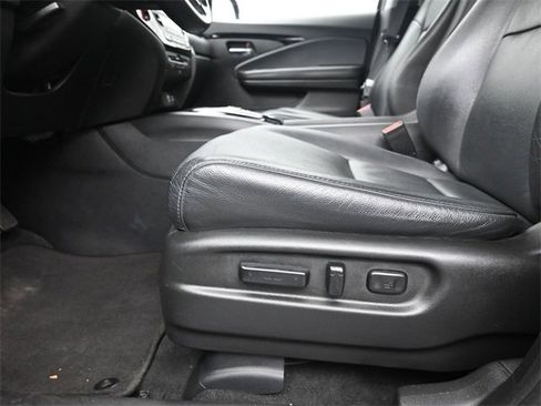 Used 2022 Honda Pilot Touring image 18