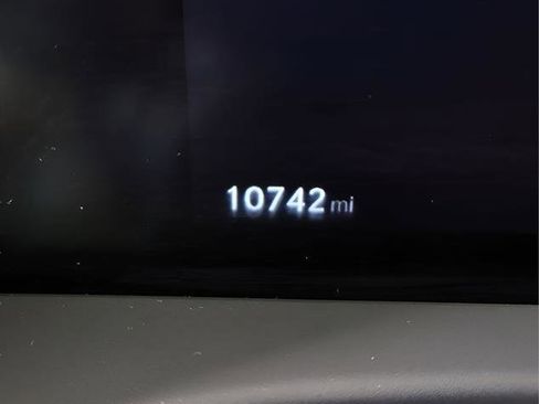 Certified 2024 Lexus RZ 450e Premium w/ Accessory Package (Z1) image 11