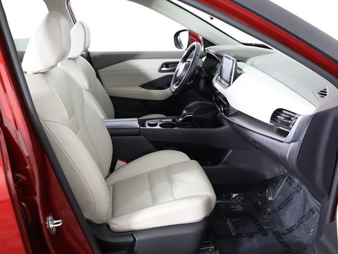 Used 2023 Nissan Rogue SV w/ SV Premium B Package AWD/4WD image 31