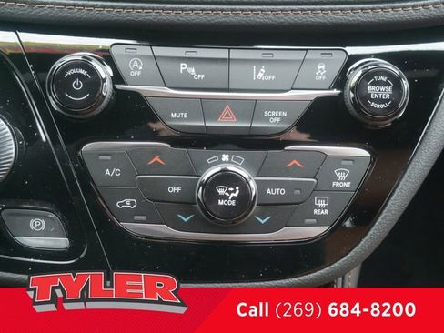 New 2026 Chrysler Pacifica Pinnacle w/ Trailer Tow Group image 34