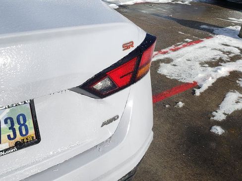 Certified 2025 Nissan Altima 2.5 SR w/ SR Premium Package image 11