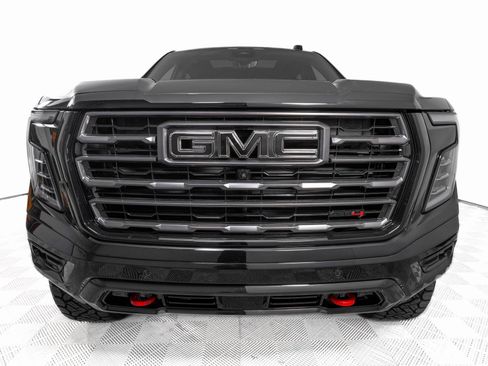 Used 2026 GMC Yukon XL AT4 Ultimate image 3