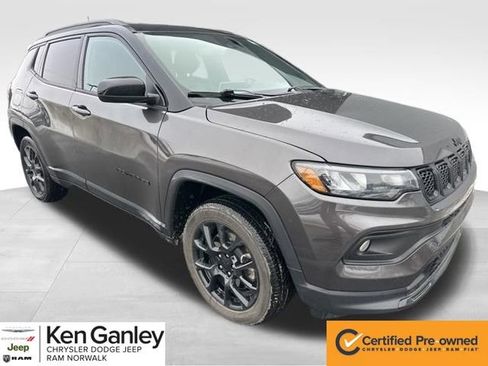 Certified 2023 Jeep Compass Altitude image 1