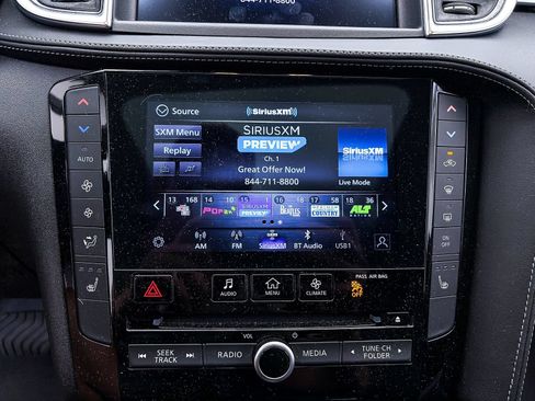 Used 2025 INFINITI QX50 Luxe AWD/4WD image 23