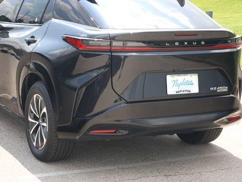 Used 2023 Lexus RZ 450e Premium w/ Technology Package AWD/4WD image 8