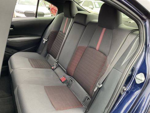Used 2024 Toyota Corolla SE w/ SE Package FWD image 19