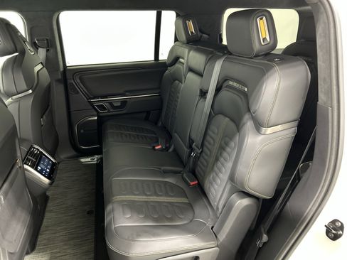 Used 2023 Rivian R1S Adventure AWD/4WD image 21