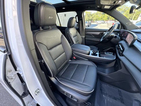 New 2026 Buick Enclave Sport Touring w/ Power Package AWD/4WD image 27