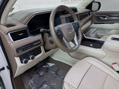 Used 2022 GMC Yukon Denali AWD/4WD image 10