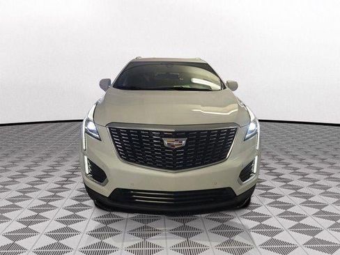 Certified 2023 Cadillac XT5 Luxury FWD image 2