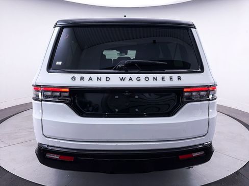 Used 2024 Jeep Grand Wagoneer L Series II w/ Quick Order Packagew 28T AWD/4WD image 18