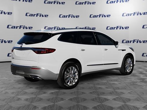 Used 2021 Buick Enclave Premium w/ Sun and Sites Package image 6
