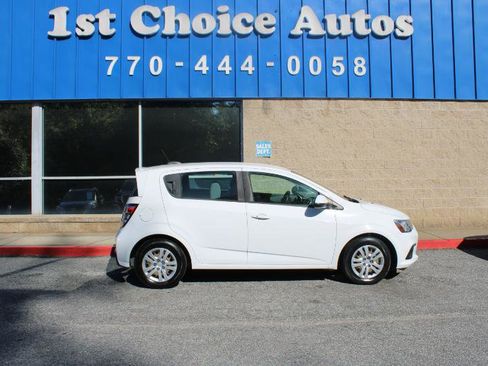 Used 2020 Chevrolet Sonic LT image 6