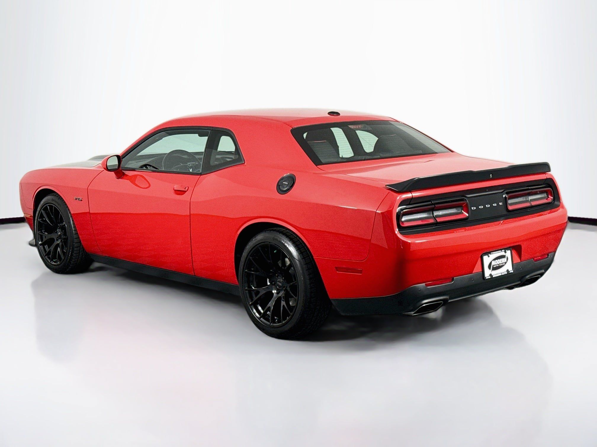 Used 2023 Dodge Challenger R/T RWD image 13