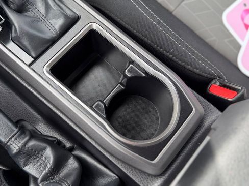 Used 2023 Toyota Tacoma TRD Off-Road image 16