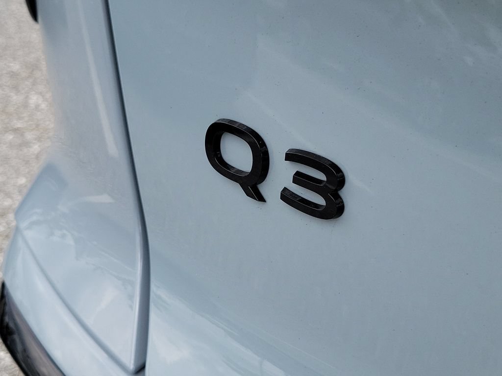 New 2026 Audi Q3 quattro 2.0T AWD/4WD image 5