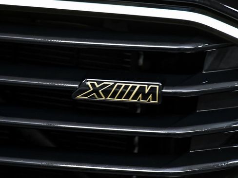 Used 2023 BMW XM image 87